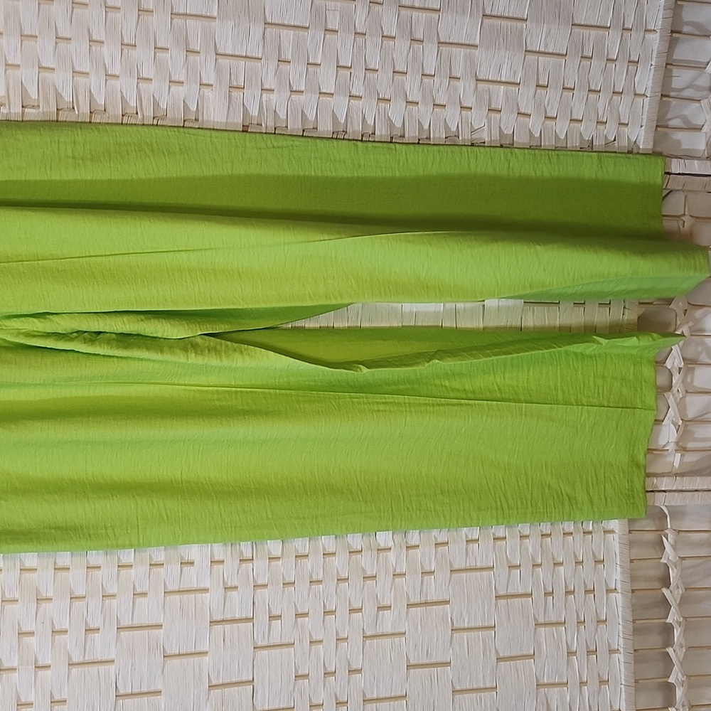 DKNY- NWT Bright Green Wide Leg Pants - Picture 7 of 8